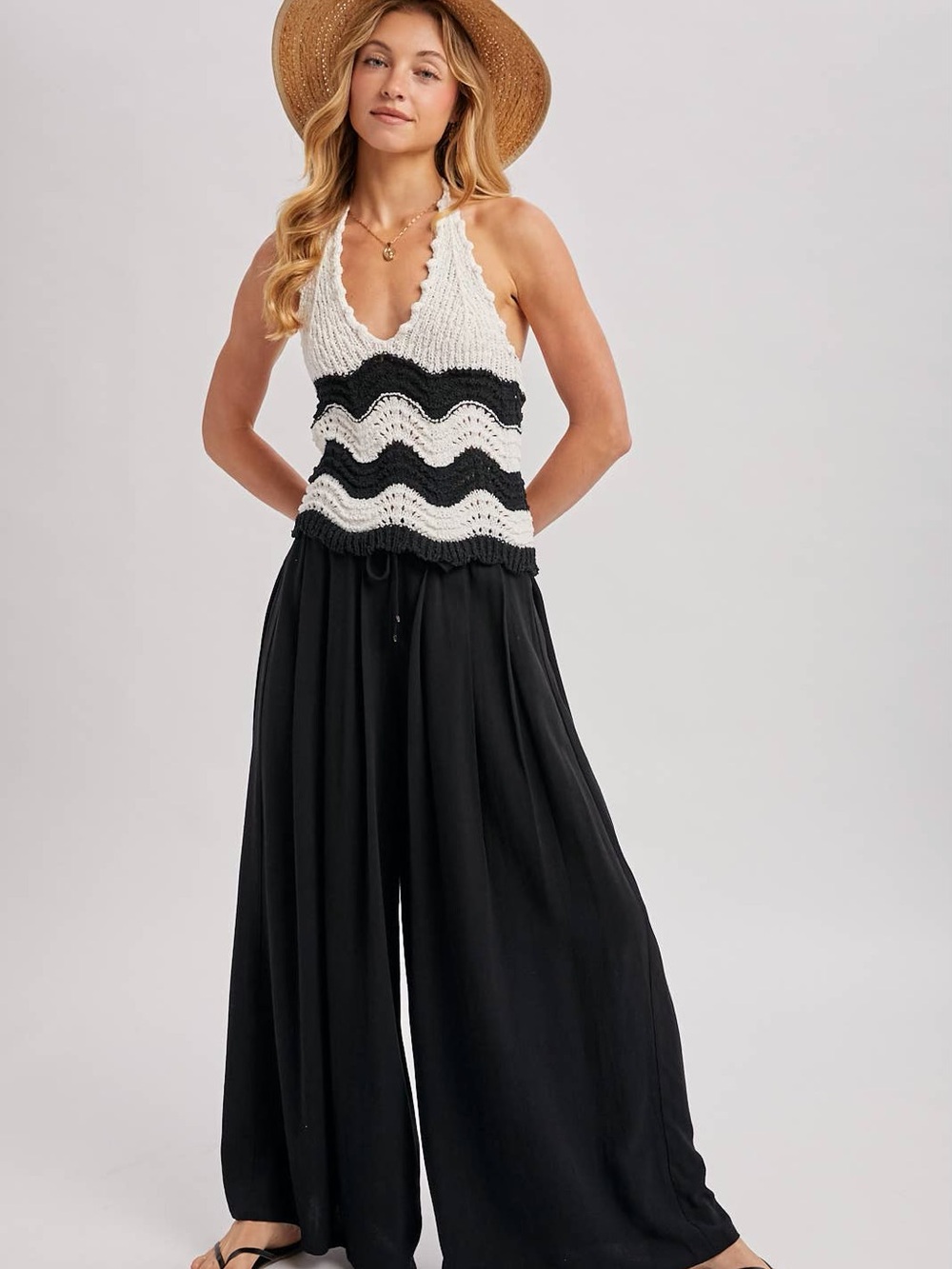 BLUIVY Black Wide-Leg Drawstring Palazzo Pants - Medium